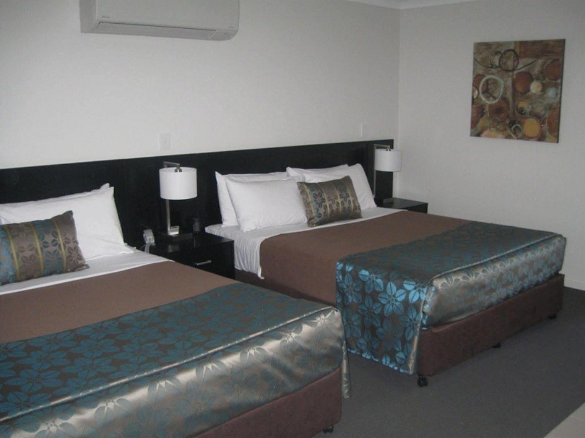 Royal Motel Miles Экстерьер фото